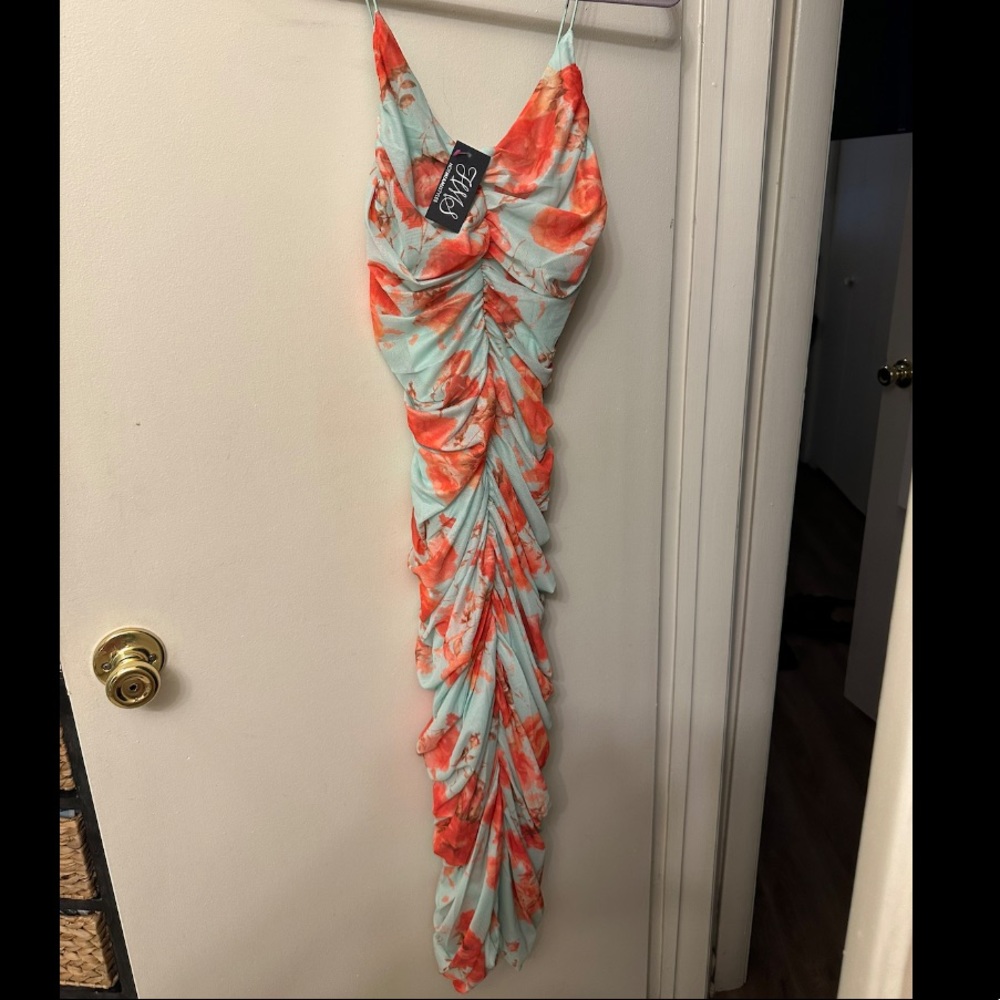 Hot Miami Styles Mint Green Floral Ruched Slit Midi. Sz Small NWT